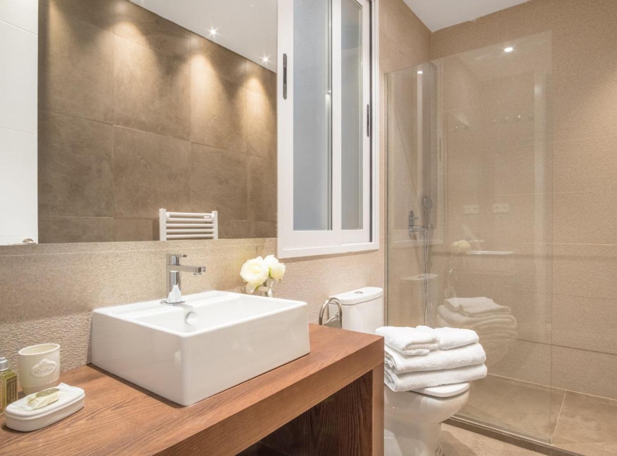 Experience The Best Of Madrid! Gran Via Apartment For 6, Comfort And Style In The Heart Of Chueca III Exterior photo